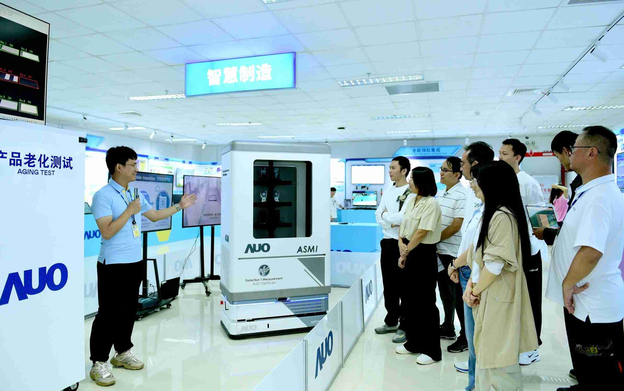 彩神vll厦门将5G+ABC技术串联生产管理全流程，，，，打通研发、、、采购、、、、生管、、、、制程、、、设备、、、、质量等产品全生命周期制造流程，，，完成数字化设计、、、智慧供应链、、、、智能座舱、、、全流程设备管理、、、数据驱动优化、、、智慧在线检测、、智慧品管等自适应生产模式升级